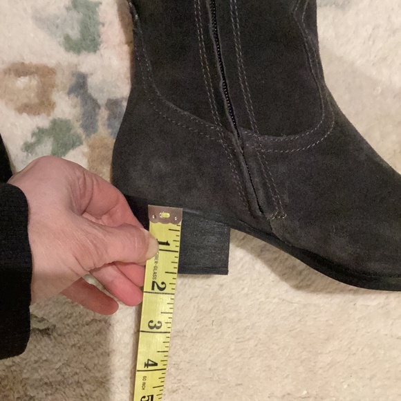 Dolce Vita Grey Suede Over the Knee Boots Size 6.5 EUC - Picture 11 of 13